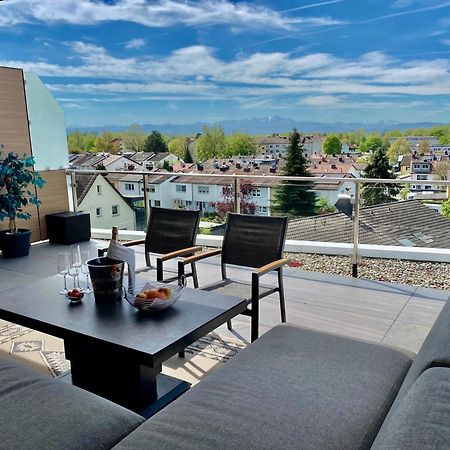 Penthouse Apartment Mit Alpenblick Friedrichshafen Exteriör bild