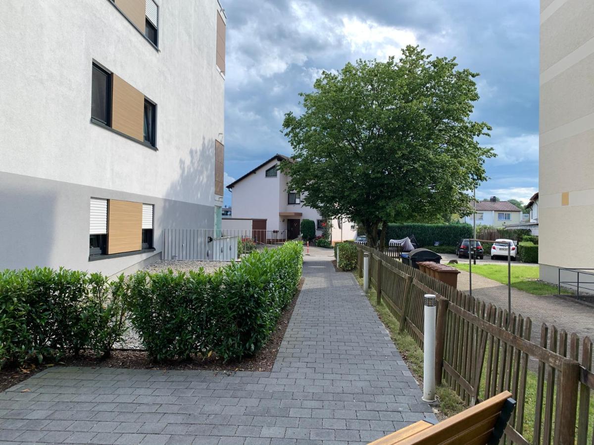 Penthouse Apartment Mit Alpenblick Friedrichshafen Exteriör bild