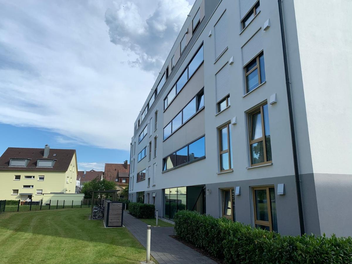 Penthouse Apartment Mit Alpenblick Friedrichshafen Exteriör bild