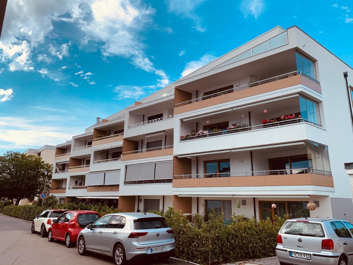 Penthouse Apartment Mit Alpenblick Friedrichshafen Exteriör bild